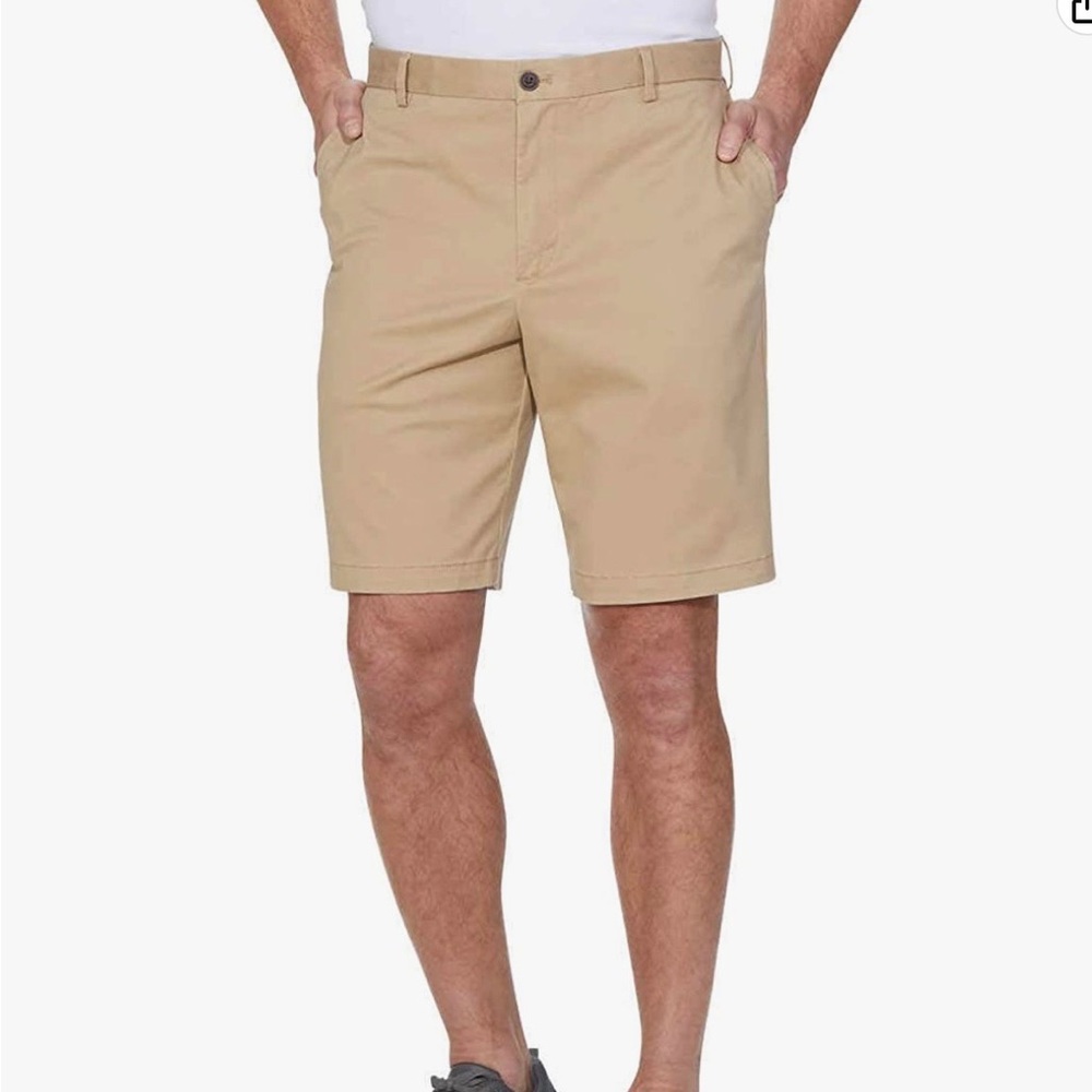 Izod Men’s Flat Front Short